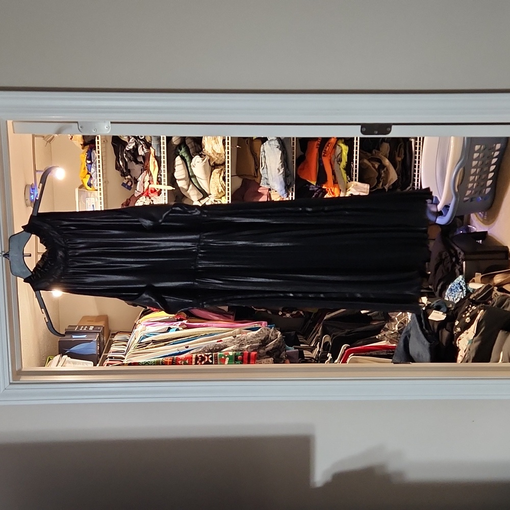 Vera Wang black dress